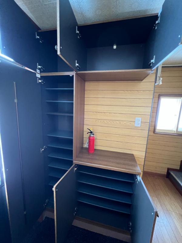 シューズボックス